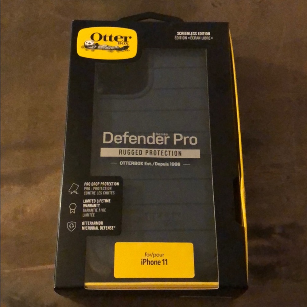 iPhone 11 Defender Series Pro Screenless Edition